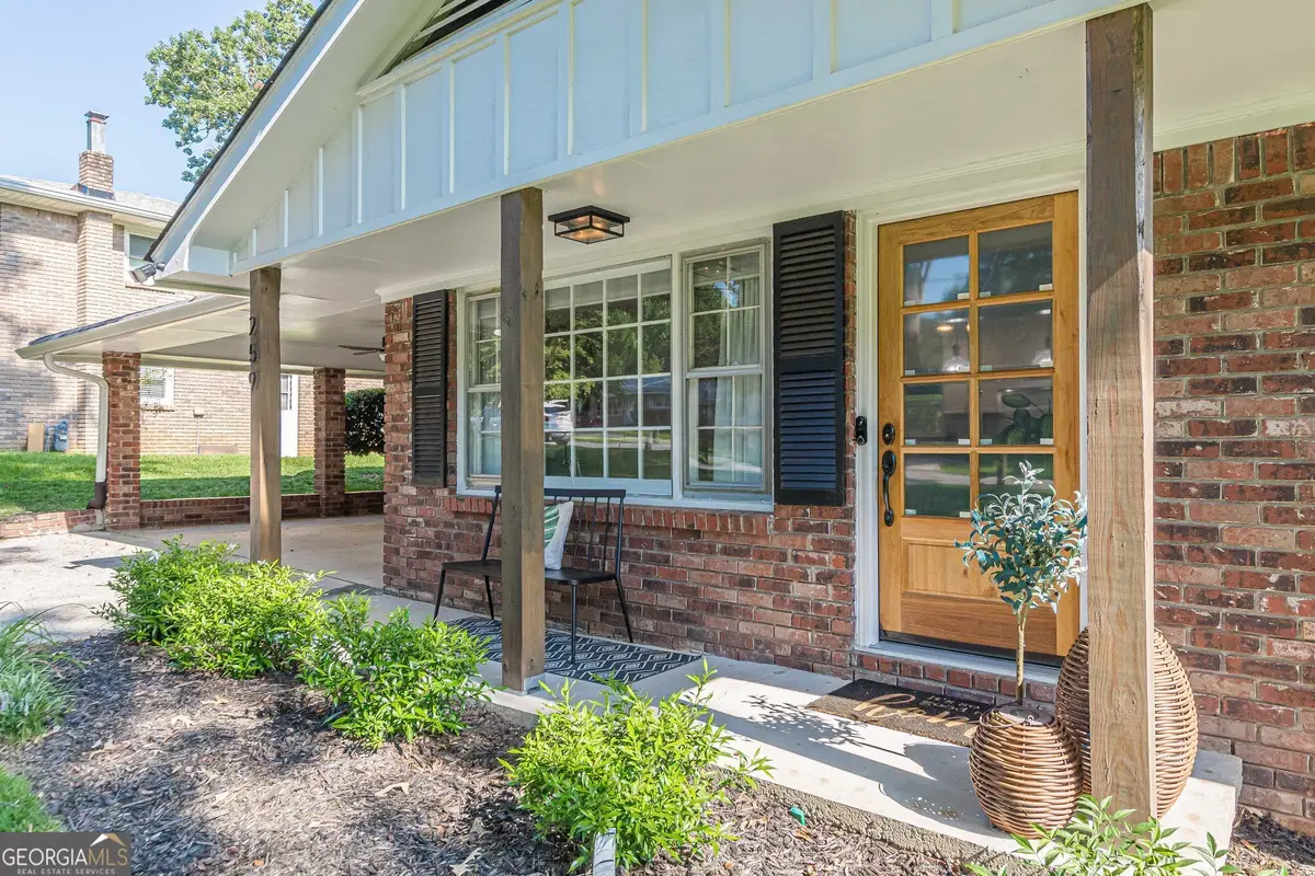 259 Diane Drive Se, Smyrna, GA 30082 - Image #1