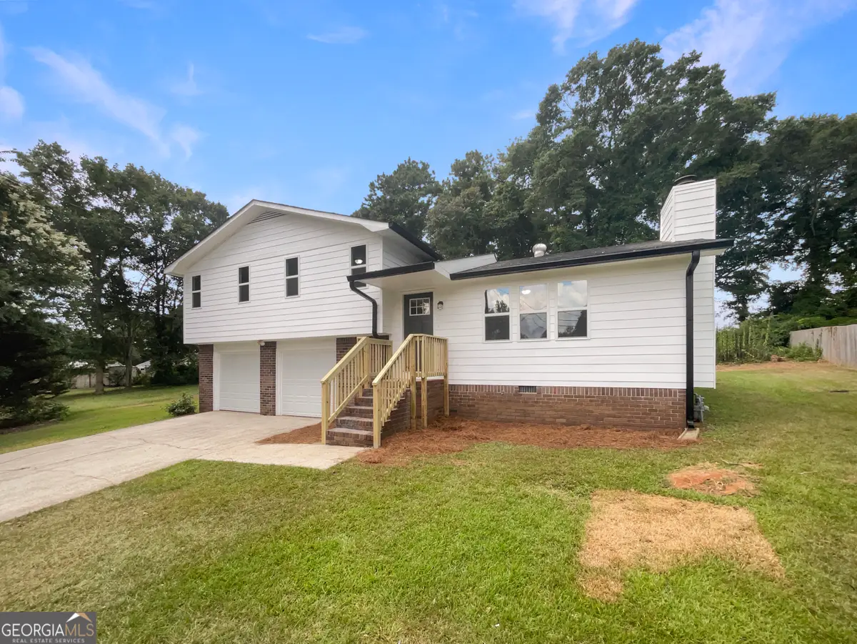 105 Woodbine Drive, Carrollton, GA 30117 - Image #1