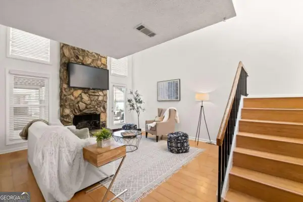 608 Serramonte Drive, Marietta, GA 30068