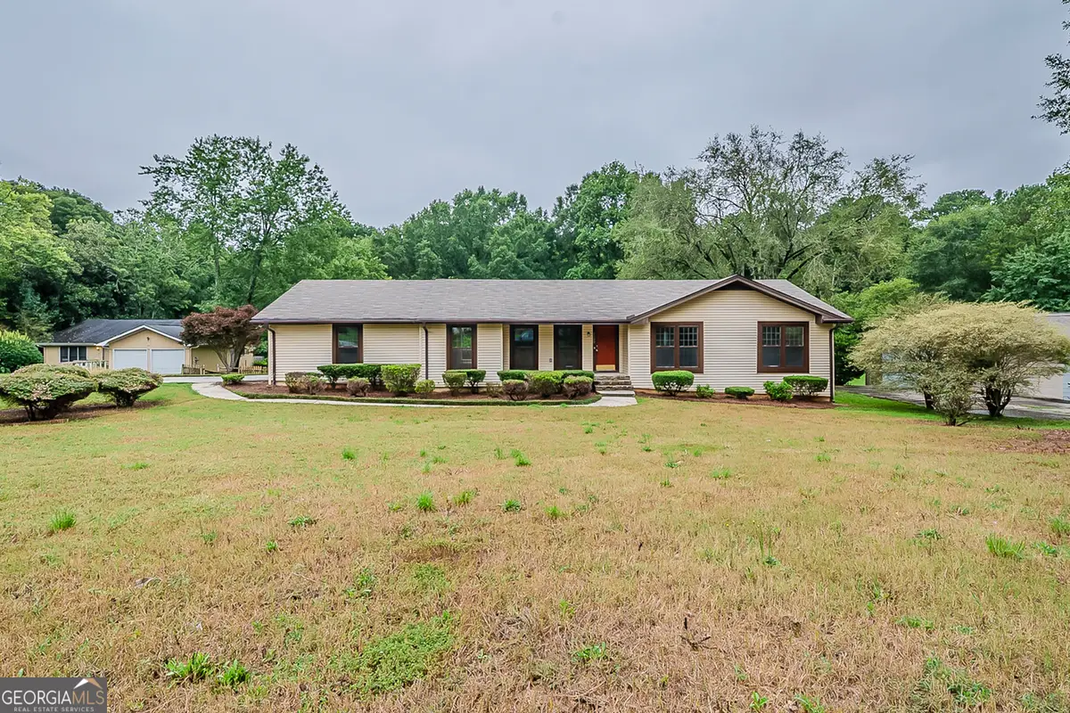 4909 Woodhurst Way, Stone Mountain, GA 30088 - #1