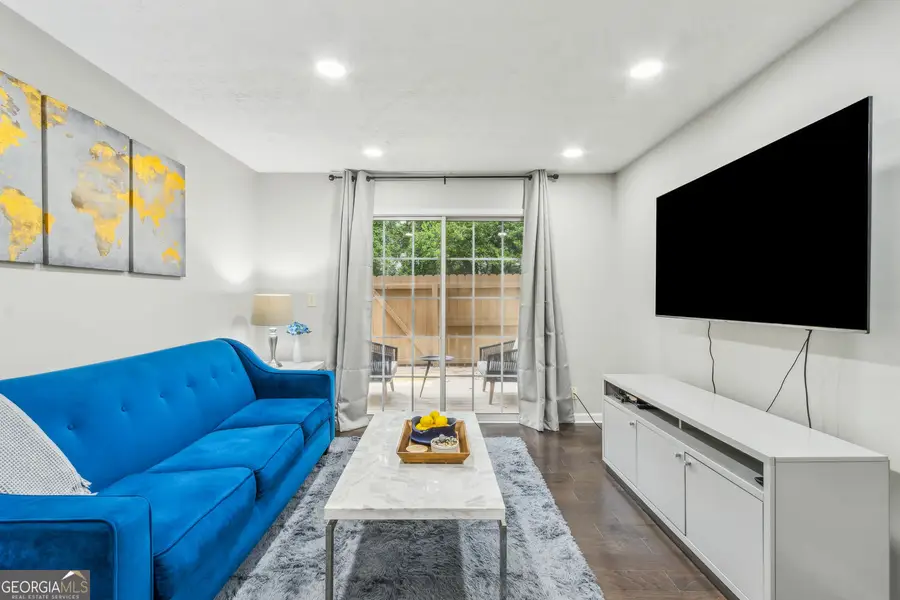 3160 Seven Pines Court #109, Vinings, GA 30339 - Image #3