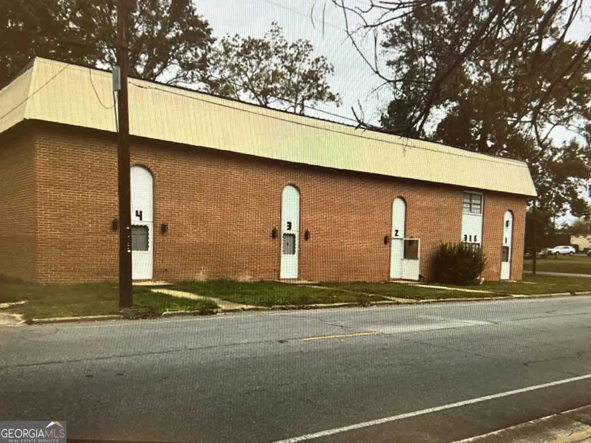316 W Moring Street, Swainsboro, GA 30401 - Image #1