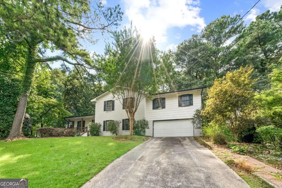 3844 Lake Drive Se, Smyrna, GA 30082 - Image #2