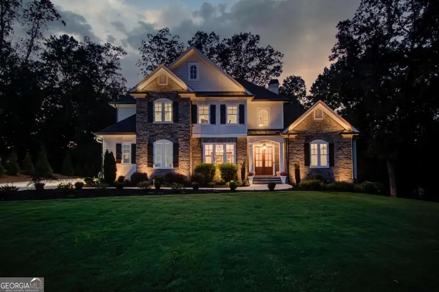 5392 Retreat Drive, Flowery Branch, GA 30542 - Image #2