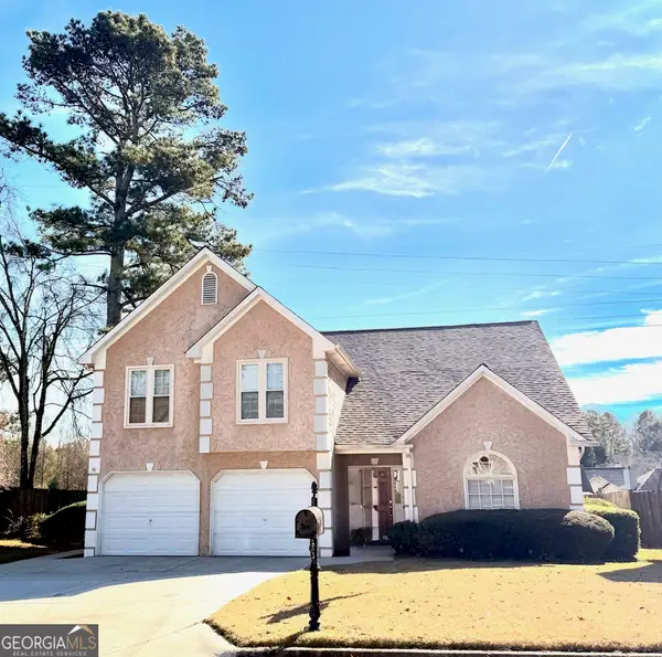 800 Meadowsong Circle, Lawrenceville, GA 30043