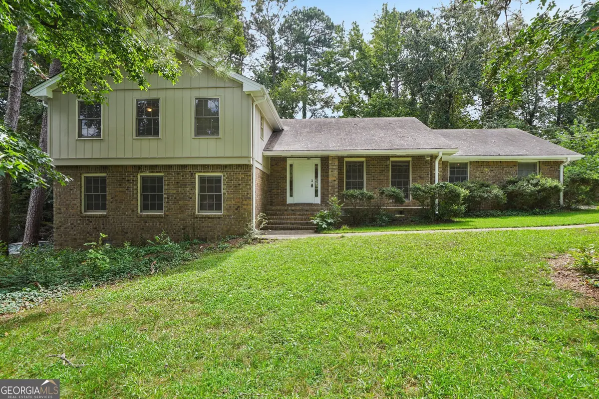 792 Carlisle Club Drive, Stone Mountain, GA 30083 - Image #1