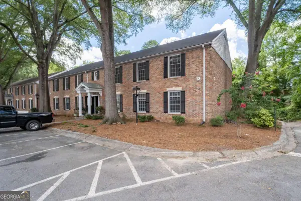 6700 Roswell Road #13A, Atlanta, GA 30328