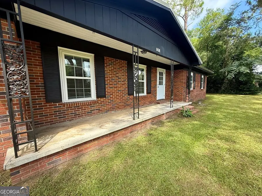 808 Laurel Avenue, Adel, GA 31620 - Image #3