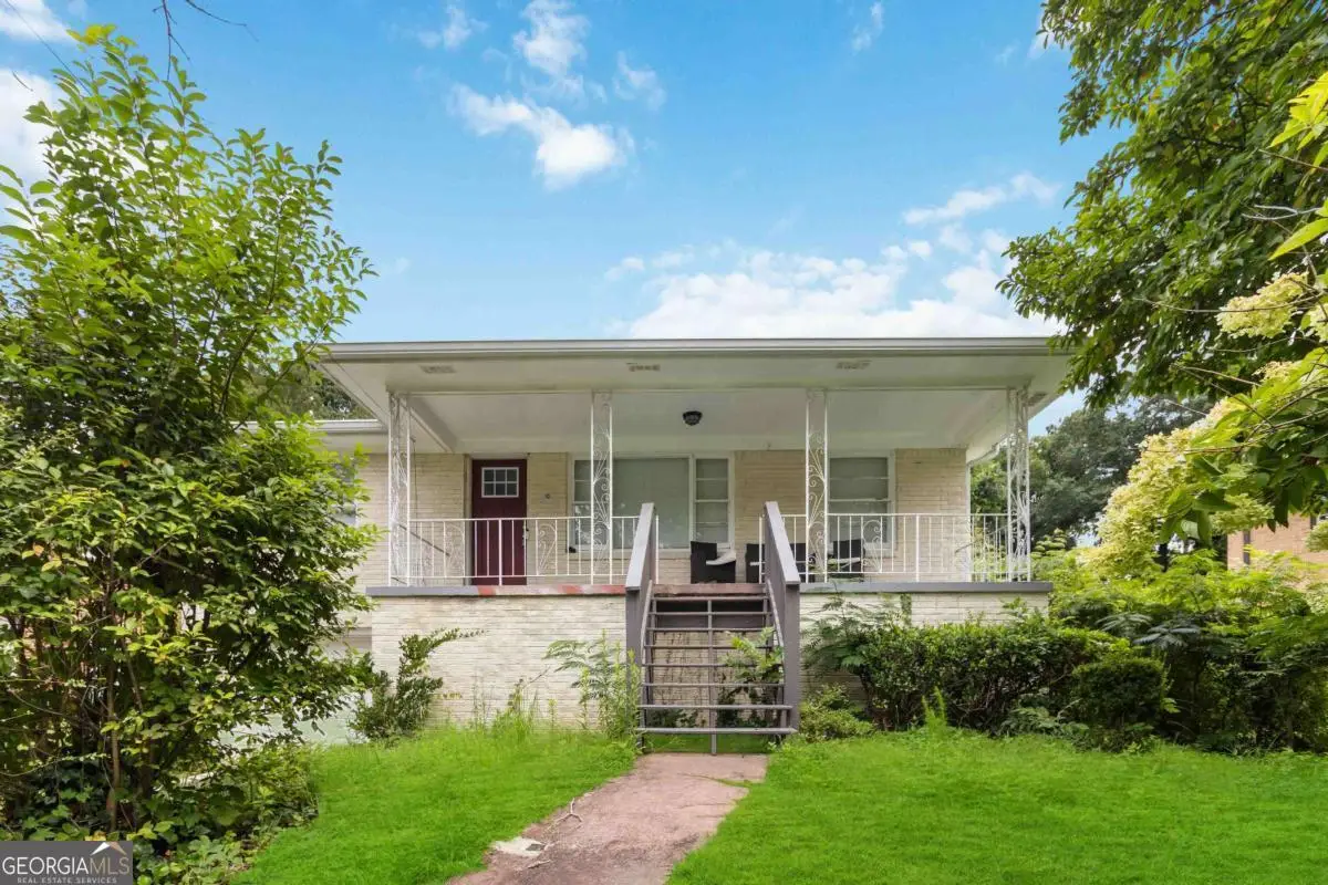 2699 Lincoln Court Nw, Atlanta, GA 30318 - Image #1