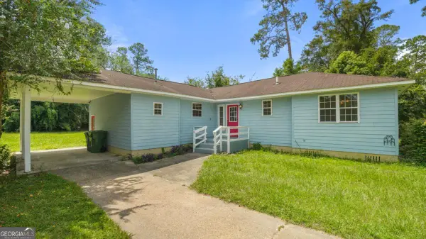 641 S 4th Street, Jesup, GA 31545