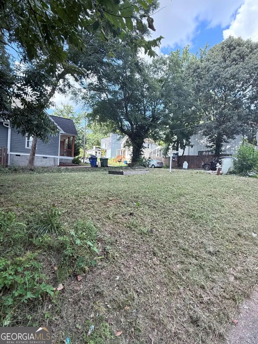 977 Smith Street Sw, Atlanta, GA 30310 - Image #2