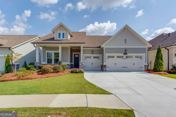 6824 Bungalow Road, Flowery Branch, GA 30542