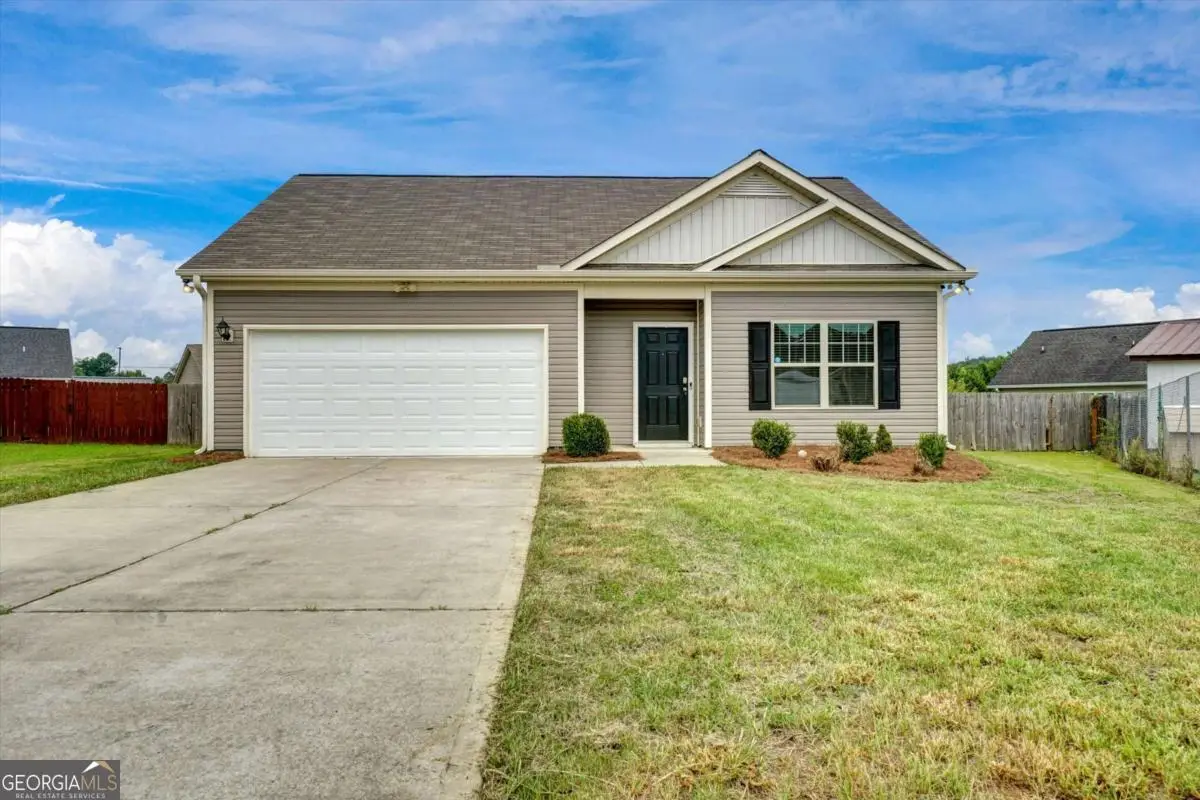 105 Liberty Way Ne, Calhoun, GA 30701 - Image #1