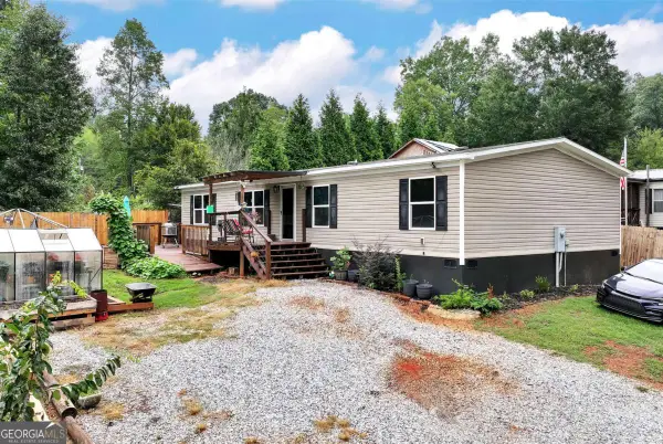 112 Fisherman Cove, Lavonia, GA 30553