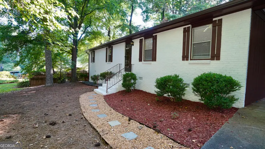 5521 E Wind Drive Sw, Lilburn, GA 30047 - Image #3