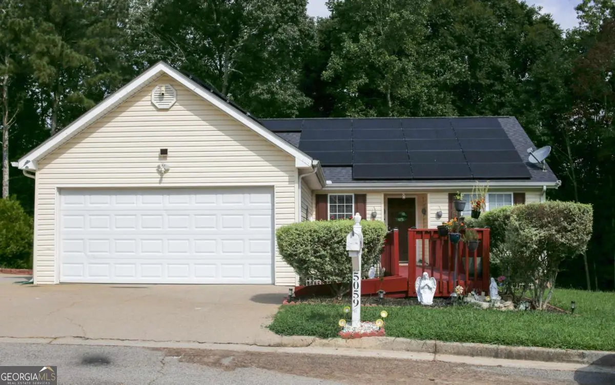 5059 Lancashire Court, Flowery Branch, GA 30542 - #1