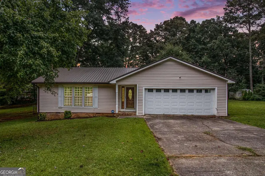 136 Jennifer Lane, Carrollton, GA 30116 - Image #2