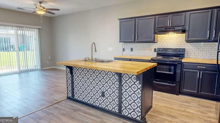 8 Brown Thrasher Court, Port Wentworth, GA 31407 - Image #3