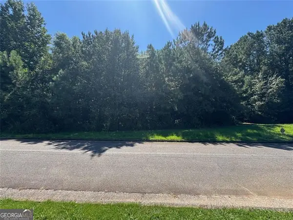 91 Hickory Creek Lane, Acworth, GA 30101