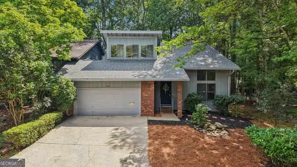 230 Lakeview Ridge E, Roswell, GA 30076