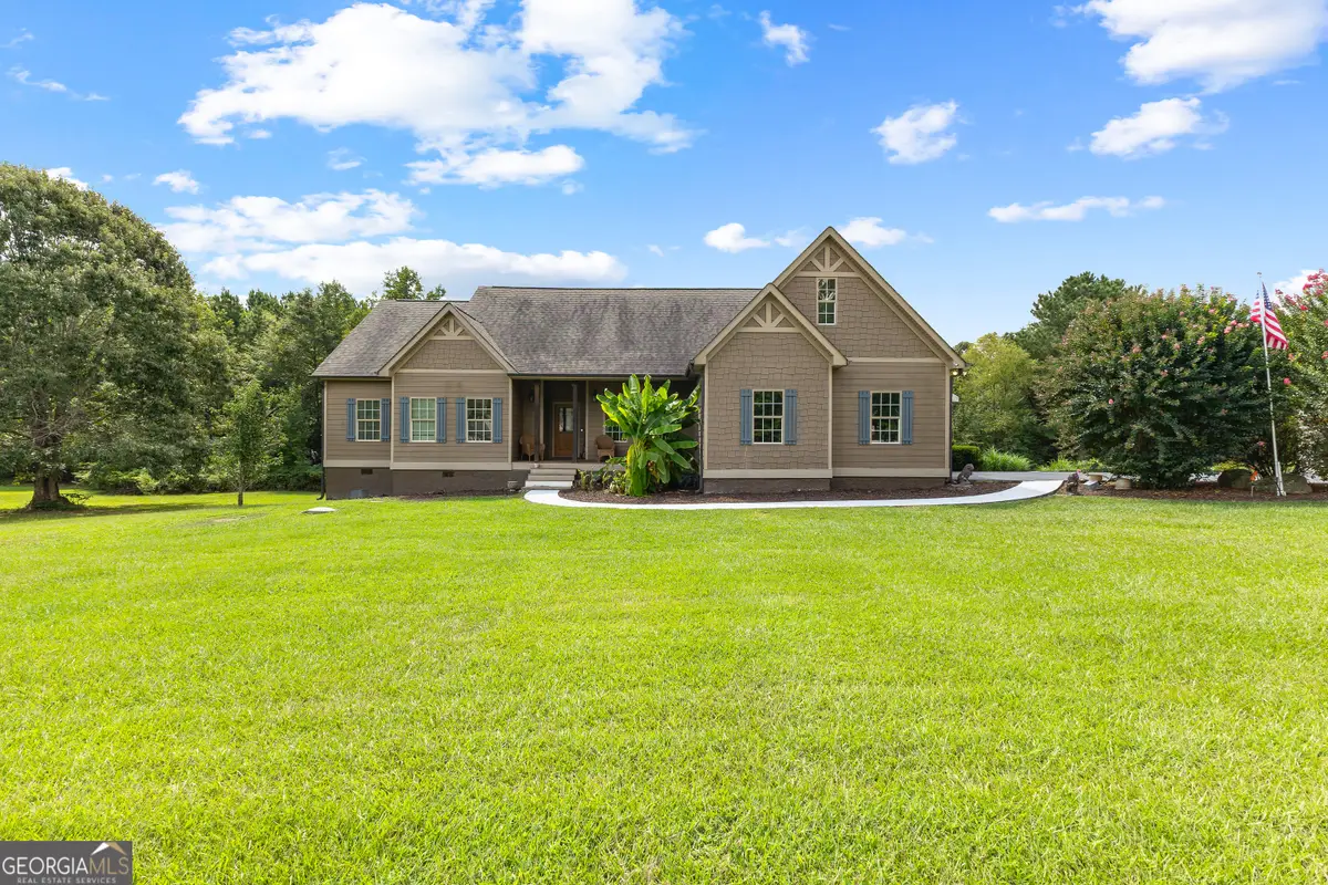 275 Lakeview Drive, Brooks, GA 30205 - Image #1