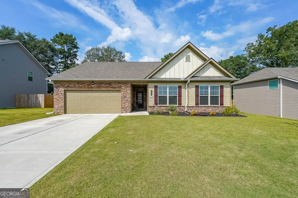 516 Mcginnis Circle, Calhoun, GA 30701 - Image #1