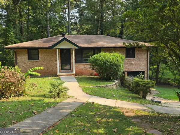 3231 Darlington Oak Drive, Atlanta, GA 30340