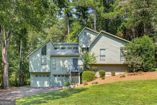 1877 Falcon Wood Drive Ne, Marietta, GA 30066