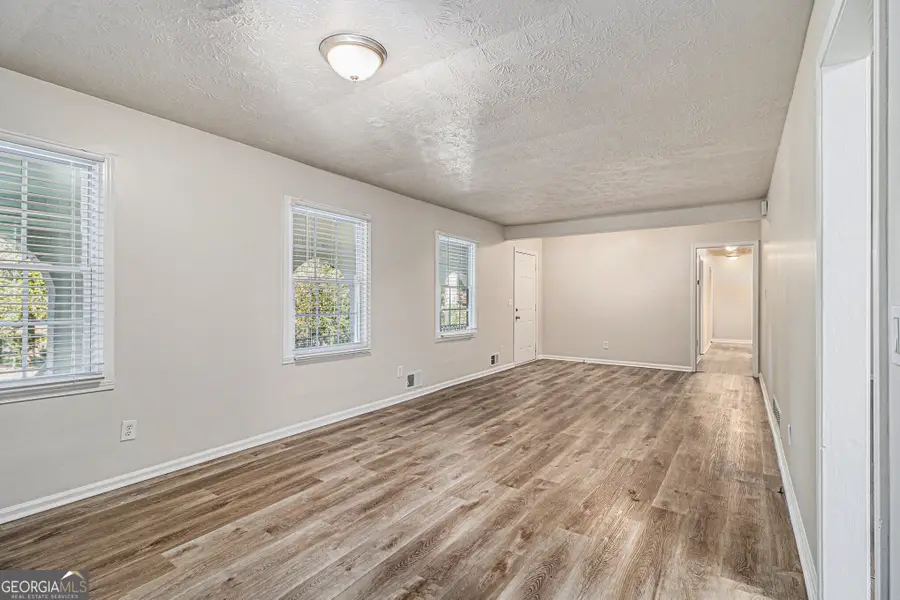 968 Oak Springs Court, Stone Mountain, GA 30083 - Image #3