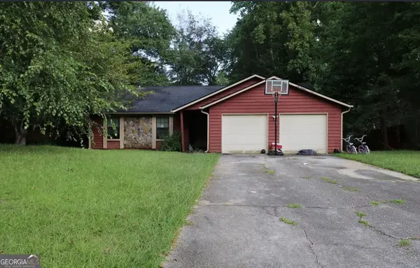 1090 Pond Ridge Drive, Riverdale, GA 30296