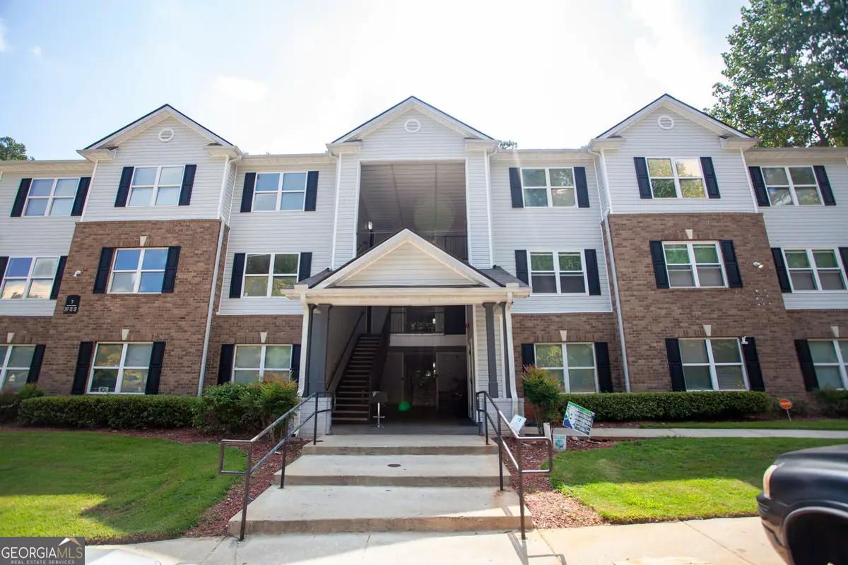 8304 Fairington Village Drive #8304, Lithonia, GA 30038 - Image #1