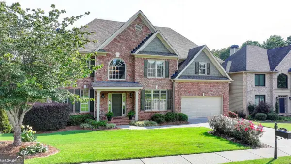 964 Fairview Club Circle, Dacula, GA 30019