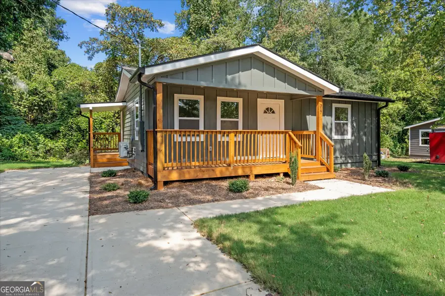 317 Bledsoe Street, Carrollton, GA 30117 - #3