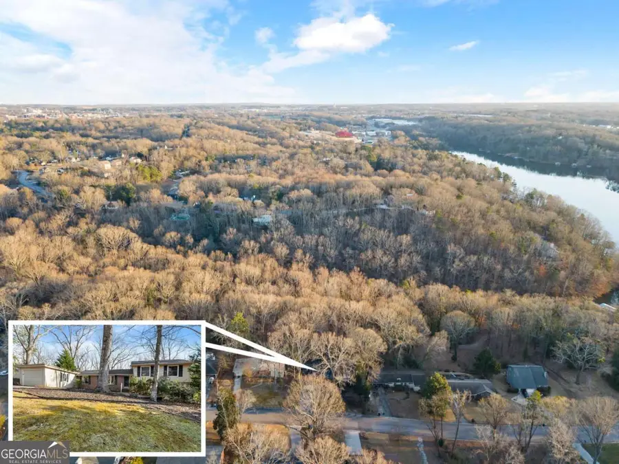 825 Beverly Drive, Gainesville, GA 30501 - Image #2