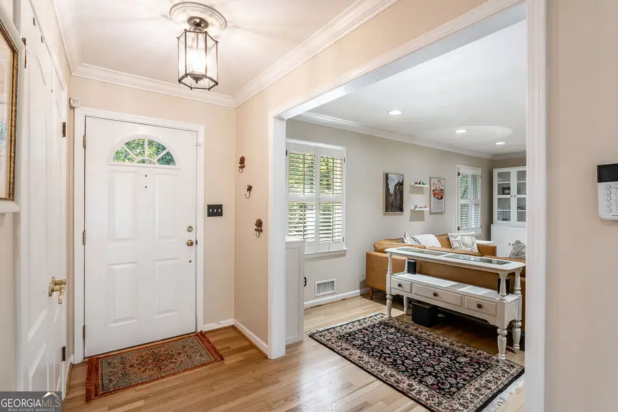 1460 Valley View Road, Dunwoody, GA 30338 - Image #2