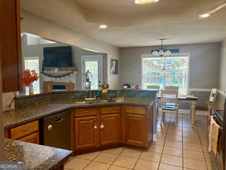 320 Ellicott Drive, Warner Robins, GA 31088 - #3