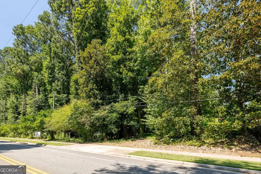 657 Willeo Road, Roswell, GA 30075 - Image #2