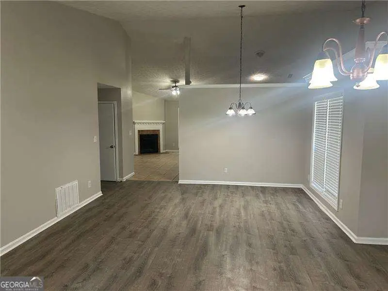 7049 Crestwood Place, Lithonia, GA 30058 - Image #3