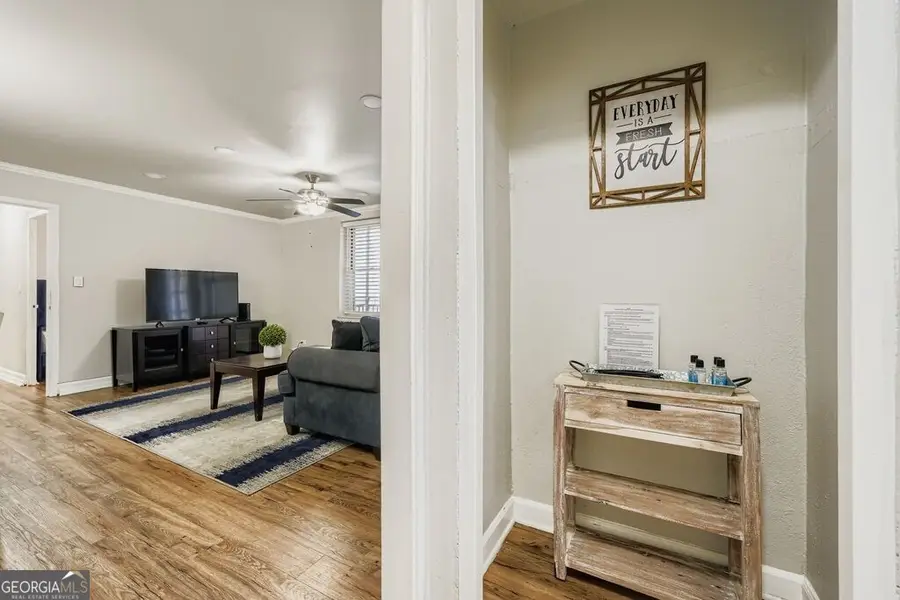 300 Peachtree Street Ne #11I, Atlanta, GA 30308 - Image #2