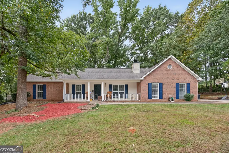 110 Hawthorne Circle, Lagrange, GA 30240 - Image #2