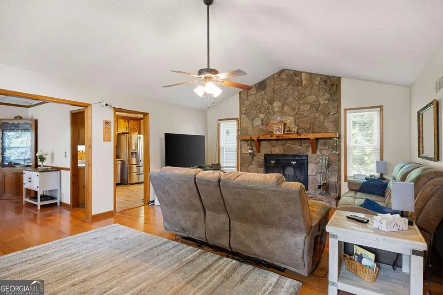 205 Deerchase Drive, Woodstock, GA 30188 - Image #3