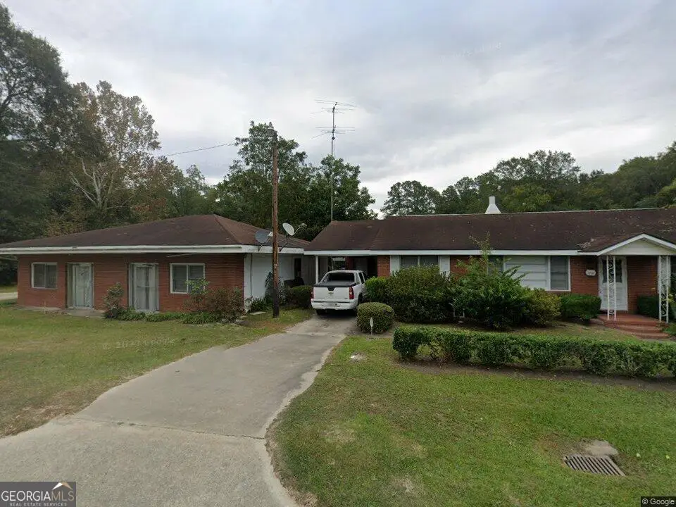 1038 Hatch Parkway N, Baxley, GA 31513 - Image #1