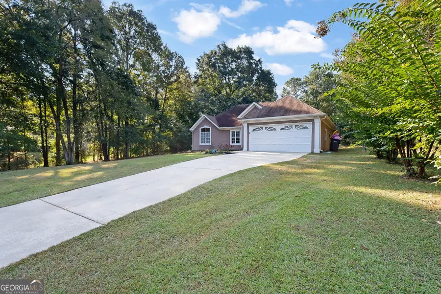 101 Apache Pointe Drive, Senoia, GA 30276 - Image #2