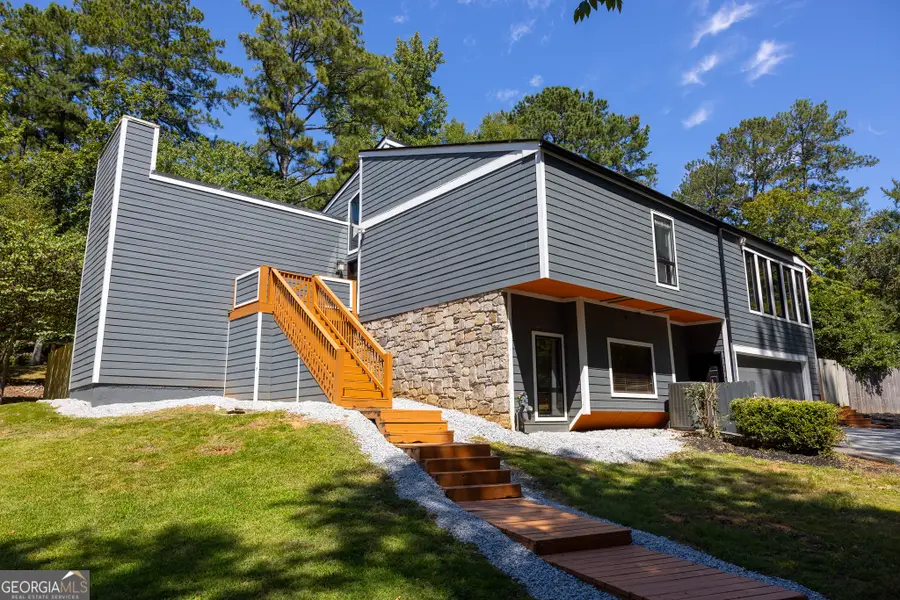 4053 NW Spalding Hollow, Peachtree Corners, GA 30092 - Image #3