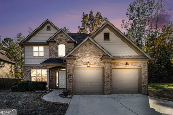 3907 Dunaire Drive, Stone Mountain, GA 30083