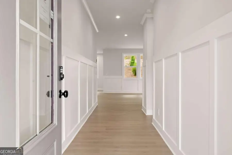 742 Crossroad Court Sw, Powder Springs, GA 30127 - Image #3