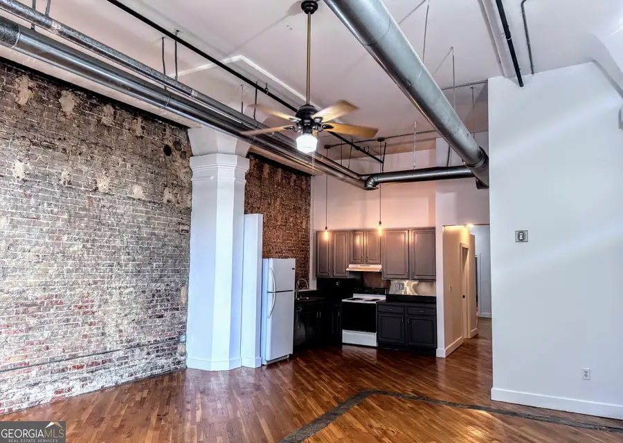 87 Peachtree Street Sw #APT 304, Atlanta, GA 30303 - Image #2