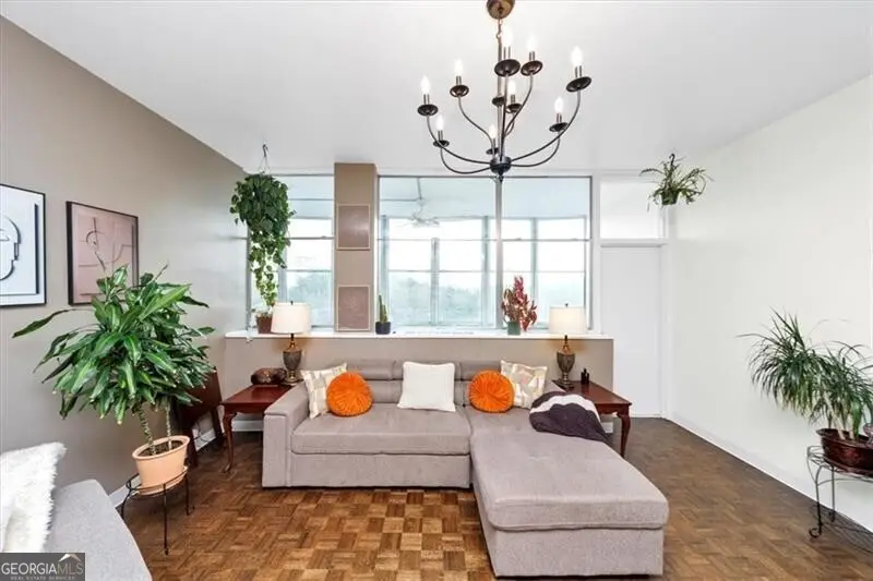 3060 Pharr Court North Nw #423, Atlanta, GA 30305 - Image #2