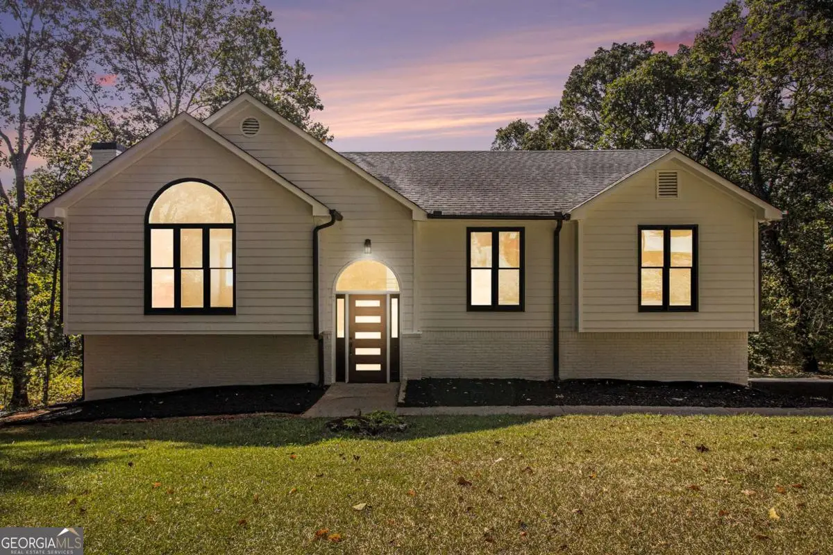 29 Greenwood Drive Sw, Cartersville, GA 30120 - Image #1