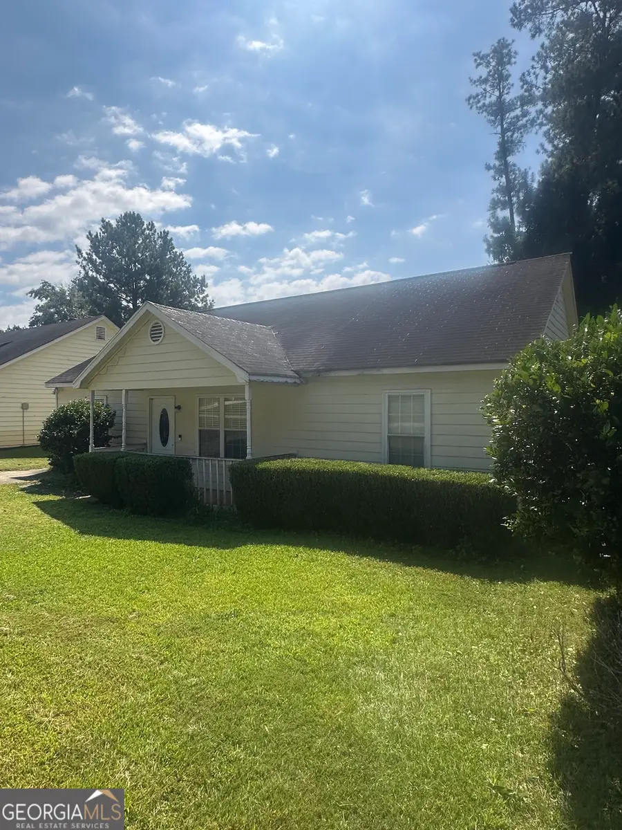 9127 Clubhouse Drive, Riverdale, GA 30274 - Image #2